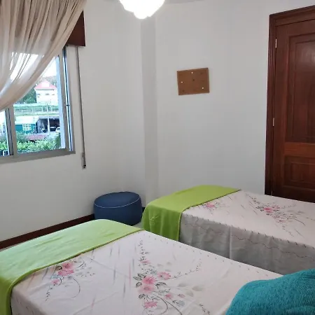 Апартаменти Piso Para 6 Personas Cerca De La Playa Silgar Sanxenxo *